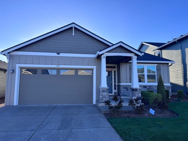 Building Photo - Beautiful Modern | ONE LEVEL 4BD | 2 BA | Single Family Home | Laurel Woods Community Located In ...