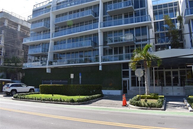 Photo - 9940 W Bay Harbor Dr Unit 6D-N