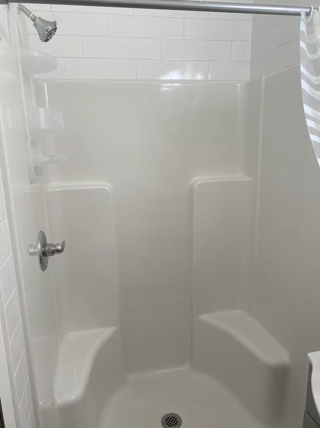 Photo - 1445 Revere Ave