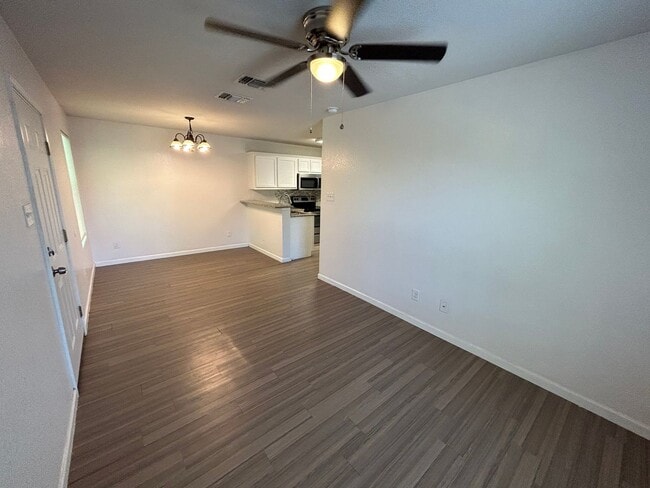 Photo - 1615 N Navidad St Unit 101
