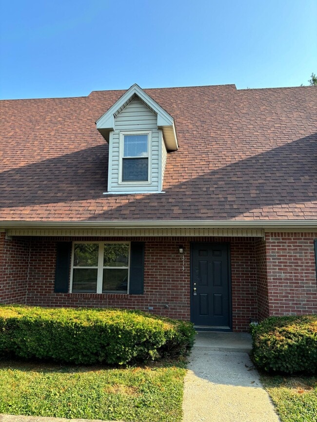 Building Photo - 309 Beacon Hill Dr