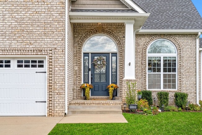 Photo - Pet Friendly Four Bedroom with Bonus!