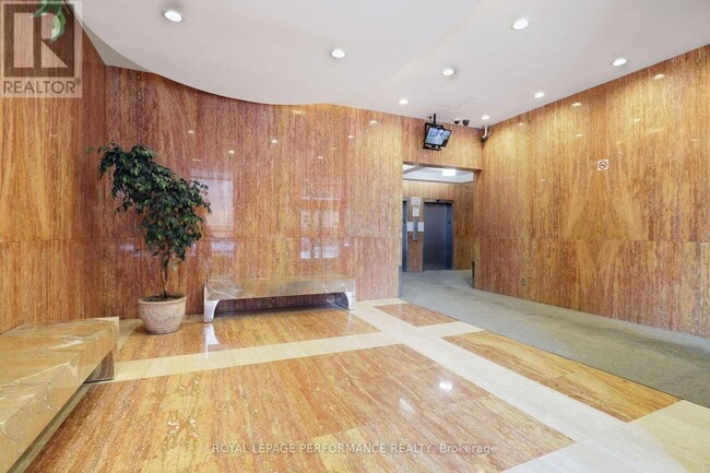 Photo - 475 Laurier Ave W Unité 503