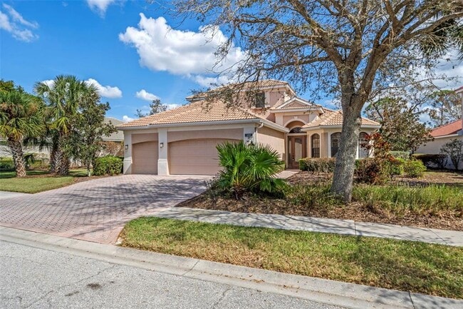 Photo - 650 Crane Prairie Way