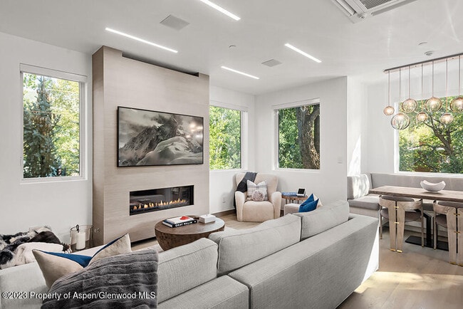 Photo - 802 E Cooper Ave Unit #3