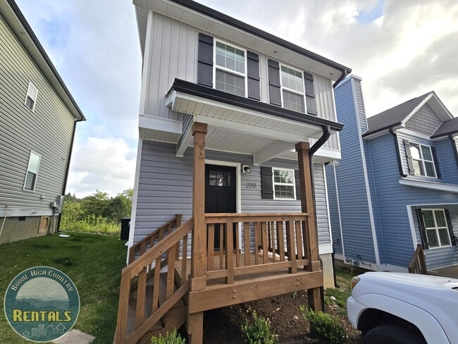 Photo - 3/2.5 Modern Home off 421 in Boone, R-2 Zoned