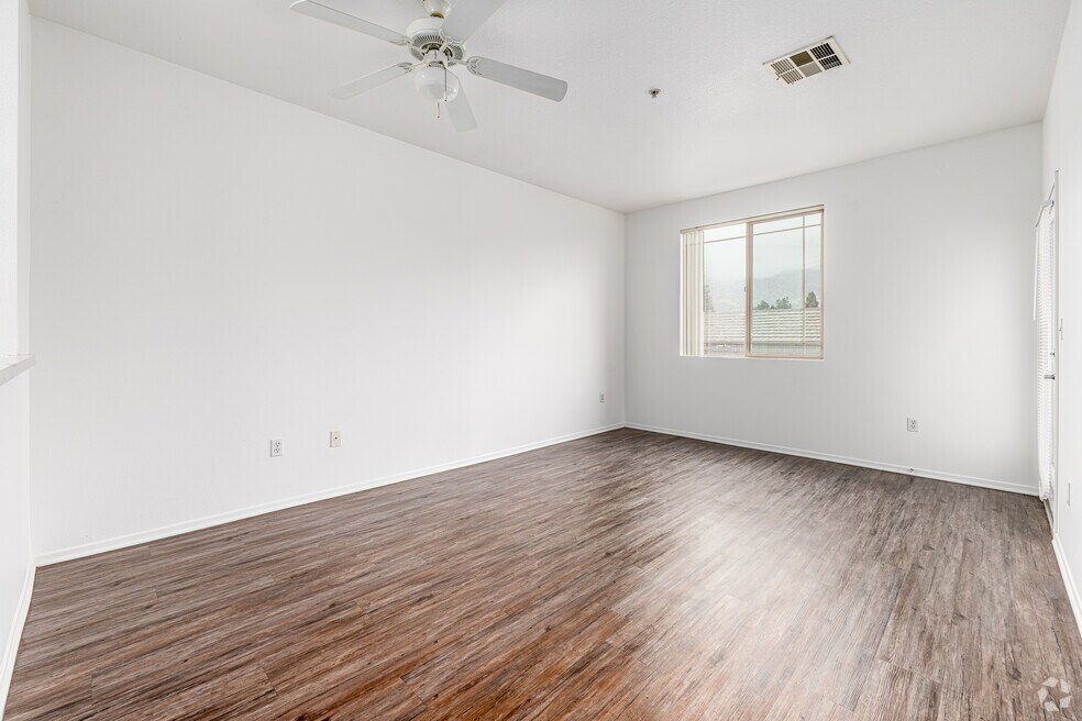 1 dormitorio, 1 baño - 694 pies cuadrados - Sala de estar