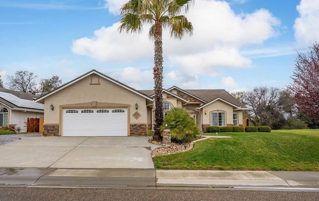 Photo - Custom Built 3/2