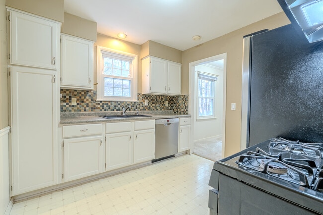 Photo - 6825 Xerxes Ave S