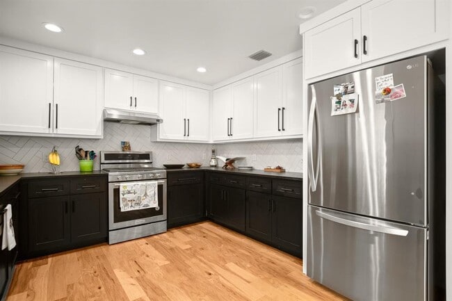 Photo - 806 Philco Dr