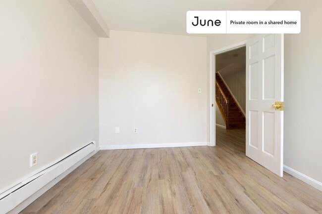 Photo - Room in Shared 4 bed/3 bath home Unit A