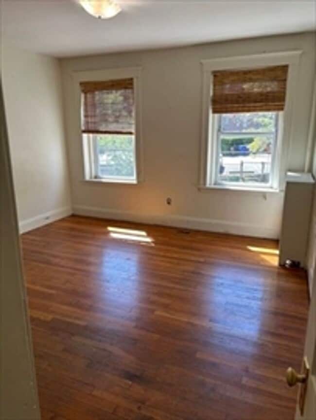 Photo - 4-bed + 2-bath Washington Square Brookline