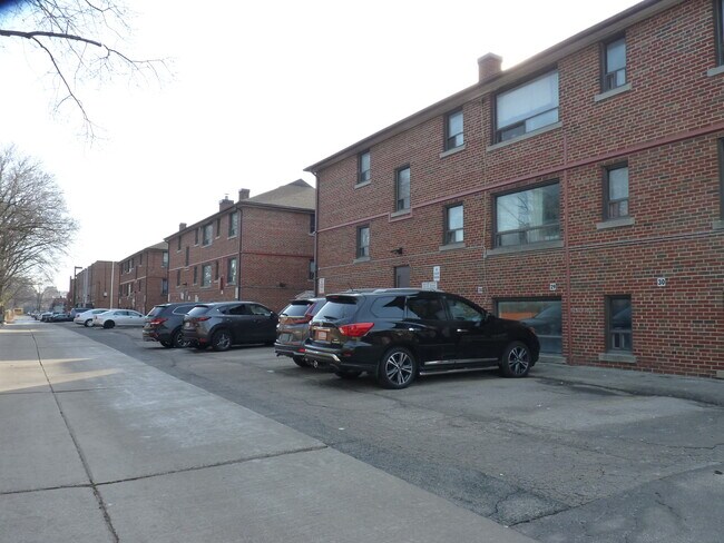 Photo - Wilson Manor