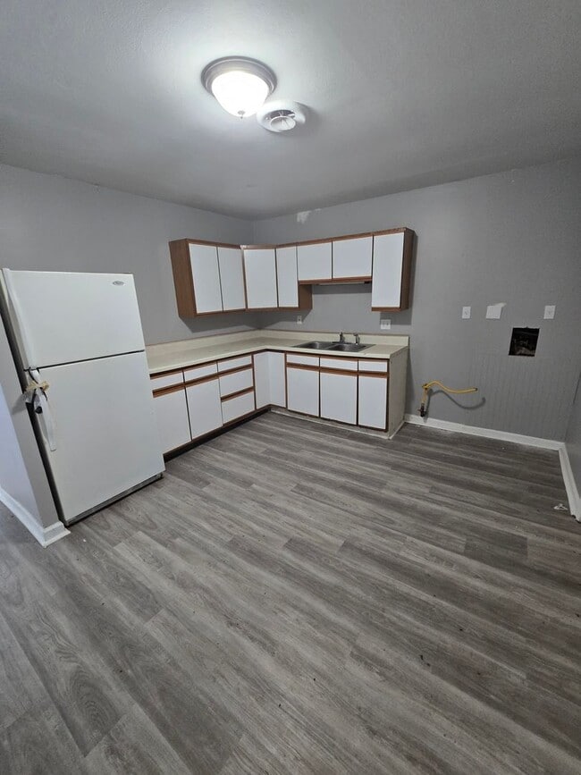 Building Photo - 708 St Norbert Dr Rental