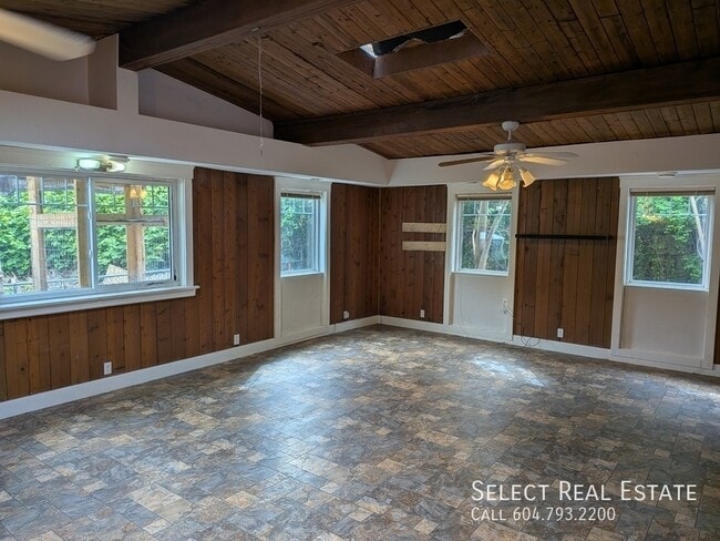 Photo - 46520 Clayton Ave