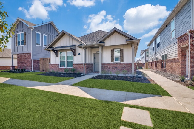 Cottages at Providence Commons