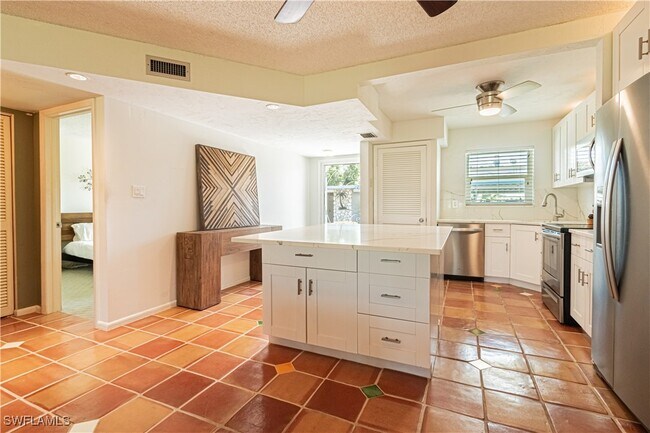 Photo - 325 Charlemagne Blvd Unit A108