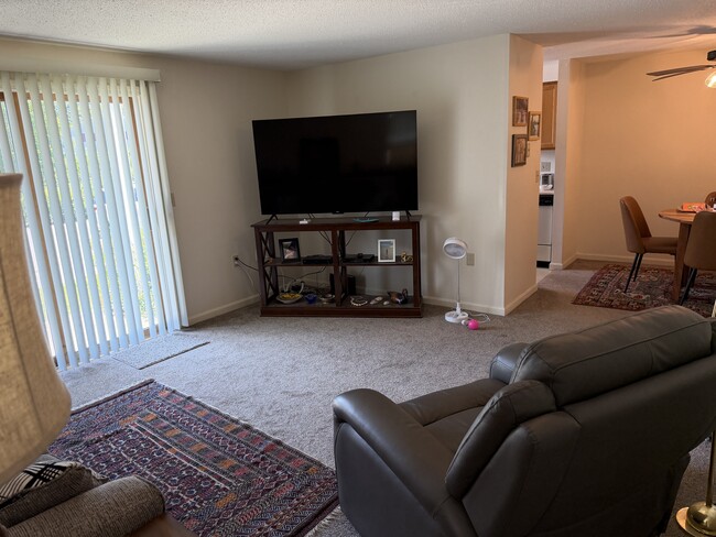 Photo - 826 State St Unit 826 1