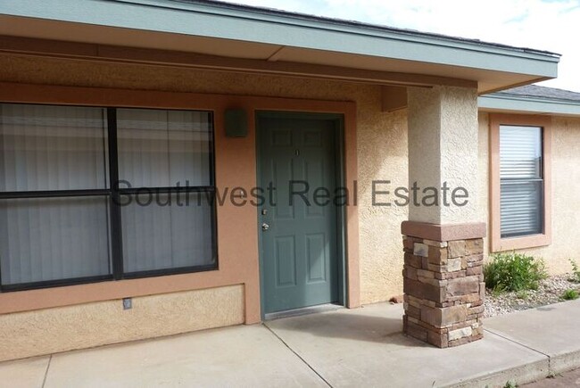 2 Bed 2 Bath Apt--Perfect for roommates!! - 2 Bed 2 Bath Apt--Perfect for roommates!!