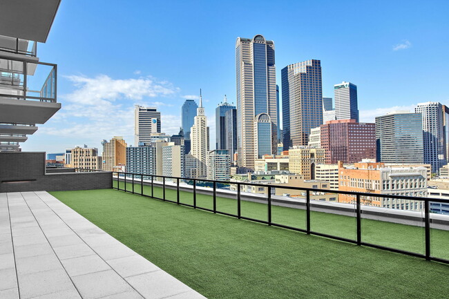 Photo - 315 S Cesar Chavez Blvd