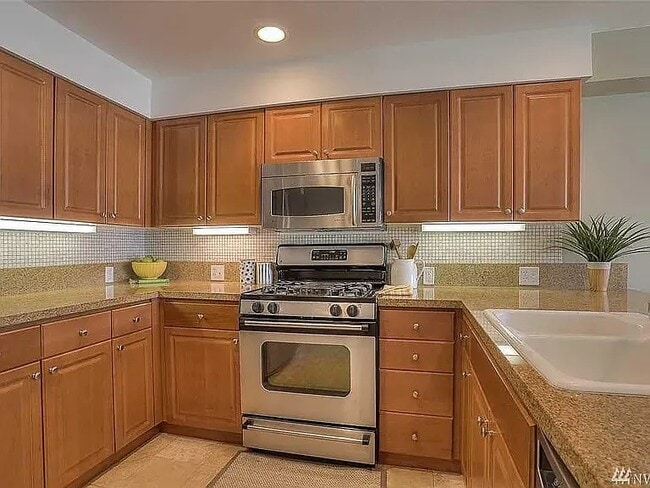 Photo - 2425 33rd Ave W Unidad Bellagio Condo