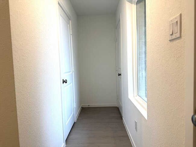 Photo - For Lease | 3 Bed, 2 Bath | 1,418 Sq Ft | Caney Mills community |