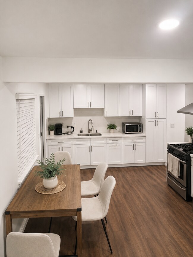 Photo - 3 bedroom, 2 bath with 2 bonus rooms and huge fenced yards!
