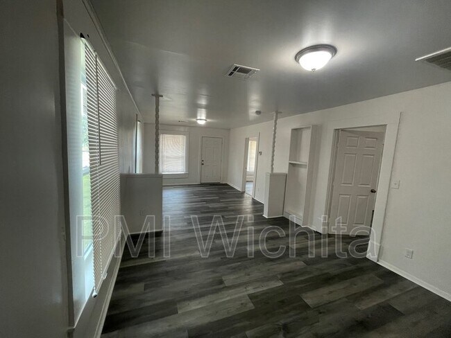 Photo - 2 Bedroom, 1 Bathrooms, newly renovated ho...