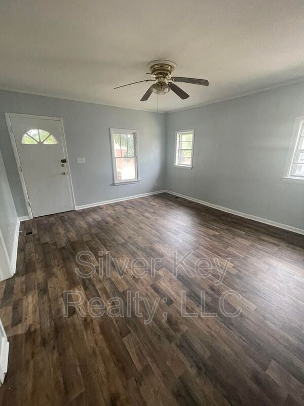 Photo - 914 E Madison Ave