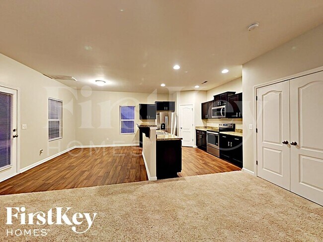 Photo - 6402 Springbeauty Dr