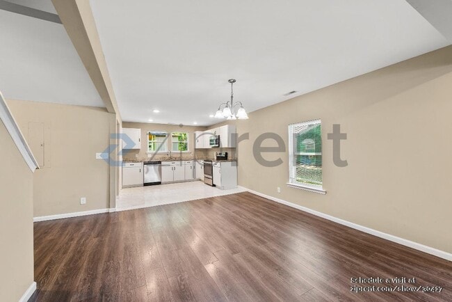 Photo - 1114 W Bank St