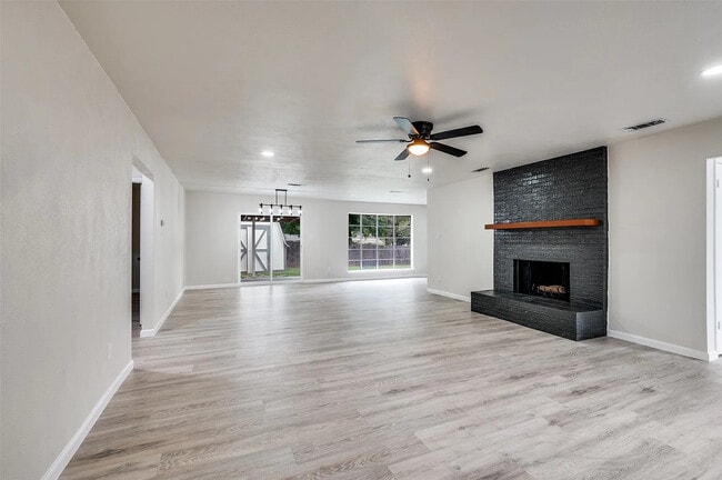 Photo - 9704 Leland Ln