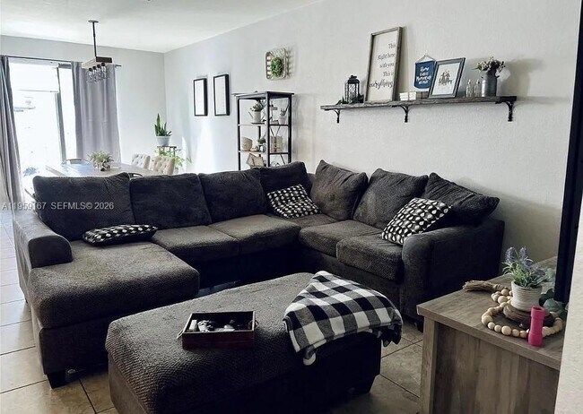 Photo - 11428 SW 252nd St