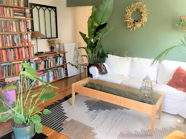 Photo - 898 Massachusetts Ave Unit 3