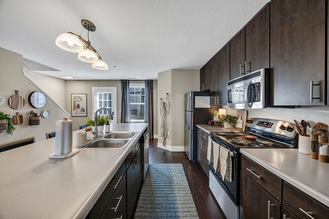 215-Axis at SMTX - Model - Kitchen (6)