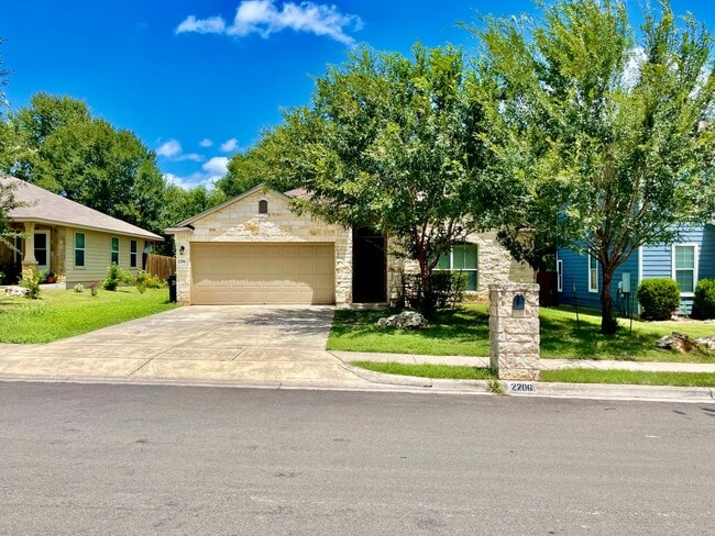 Building Photo - Immaculate Home In A Great Neighborhood!