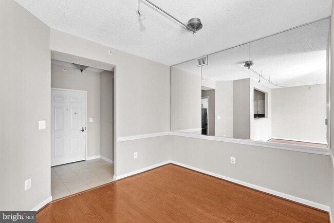Photo - 19375 Cypress Ridge Terrace Unit 322