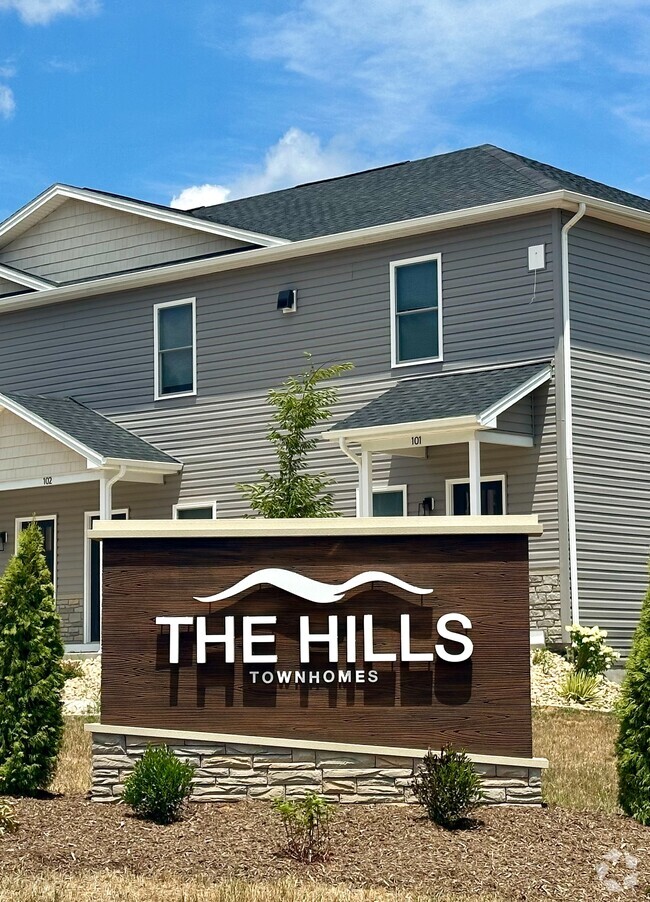 Building Photo - The Hills Townhomes 101-108