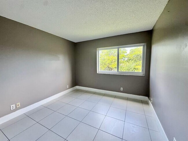 Photo - 3556 NW 114th Terrace