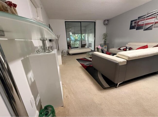 Photo - 7420 NW 18th St Unit 203