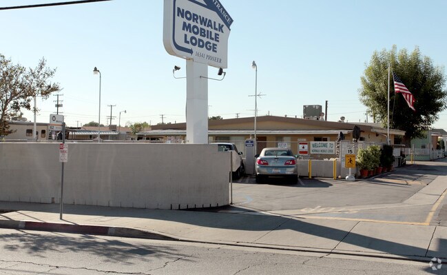 Norwalk Mobile Lodge
