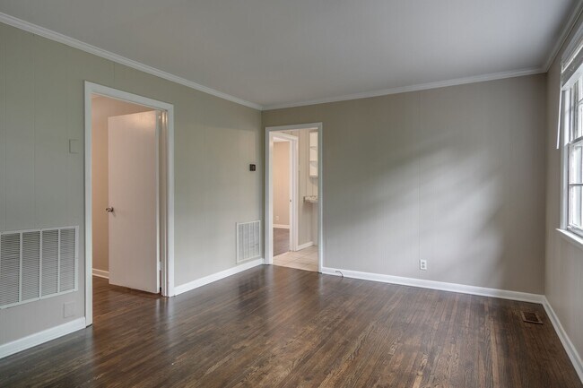 Photo - 3817 Burrus St