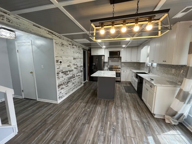 Photo - Beautifully remodeled 3 bedroom, 2.5 bath, 2 car garage