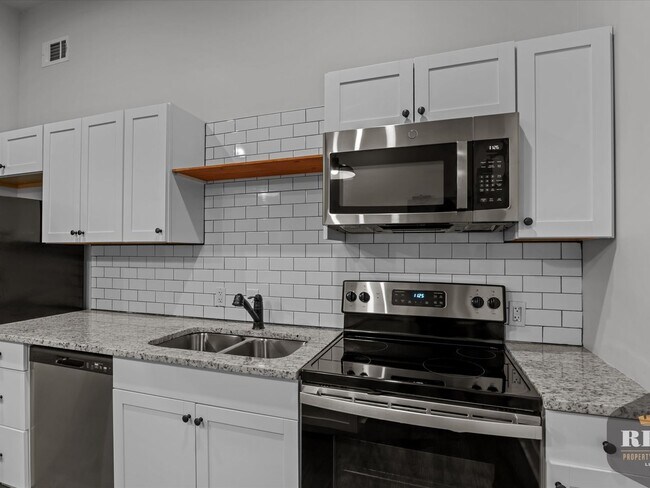 Photo - 212 Seventh St. Unit 202