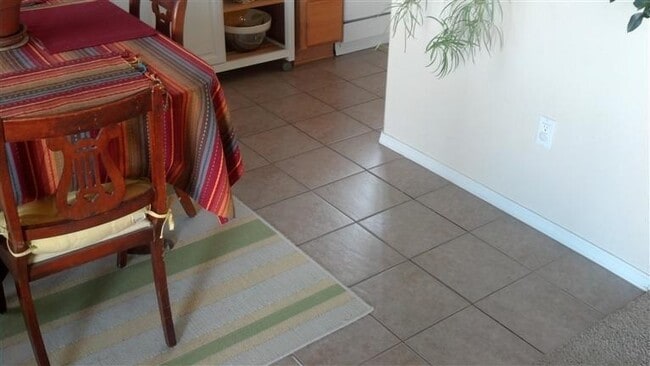 Photo - 2 Romans Pl House