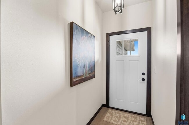 Photo - 1113 S Foss Ave