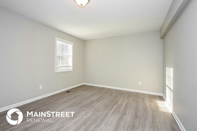 Photo - 2422 Range Heights Terrace