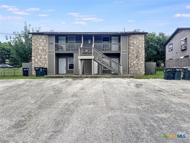 Photo - 608 Bracewood Cir Apartment Unit B