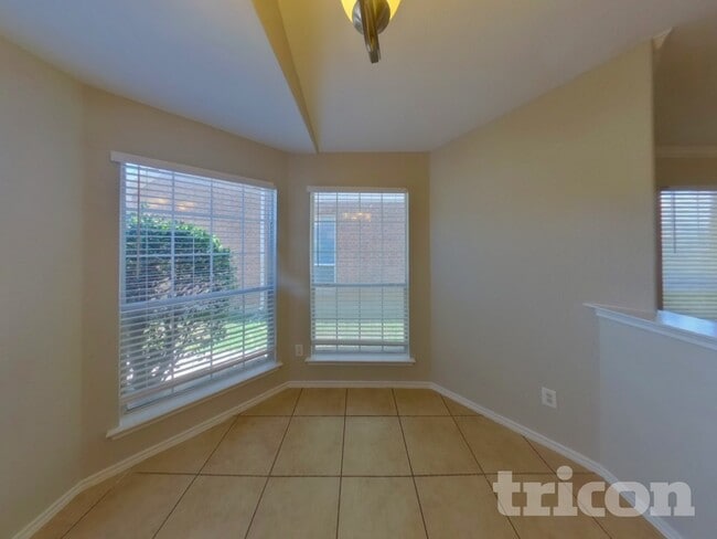 Photo - 2116 Charmion Ln