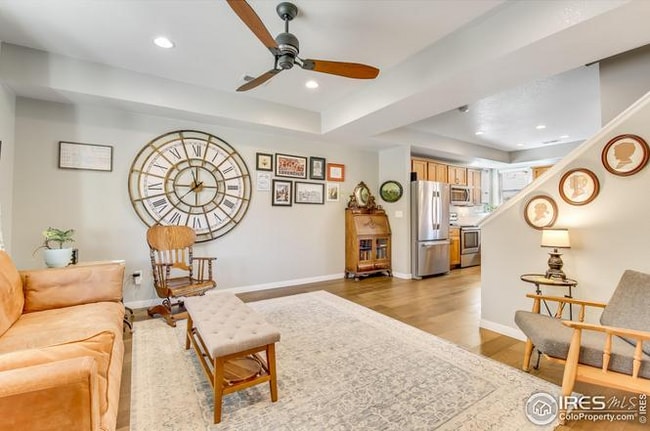 Photo - 347 Toronto St